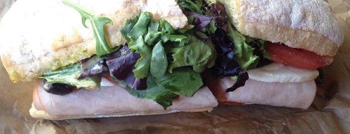 Focaccia Cafe & Bakery is one of Lunch SF.