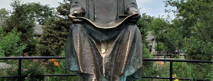 Nikola Tesla Statue is one of NIAGARA NIAGARA.