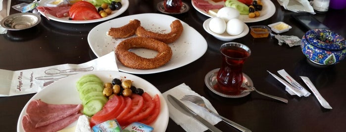 simit kavalti is one of Olcayさんのお気に入りスポット.