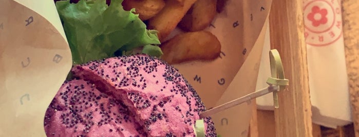 Flower Burger is one of Nora: сохраненные места.