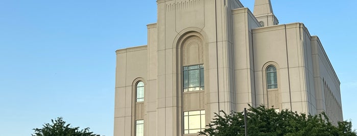 Kansas City Missouri Temple is one of Kansas City Trip.