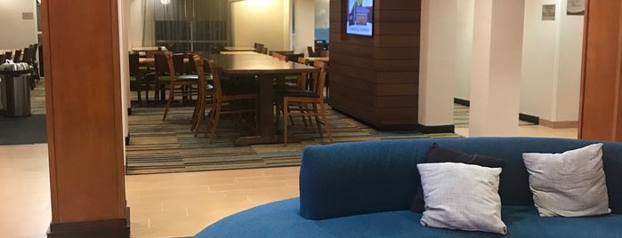 Fairfield Inn is one of Oscar'ın Beğendiği Mekanlar.