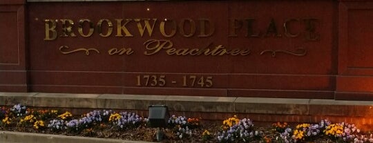 Brookwood Place On Peachtree is one of สถานที่ที่ Chester ถูกใจ.