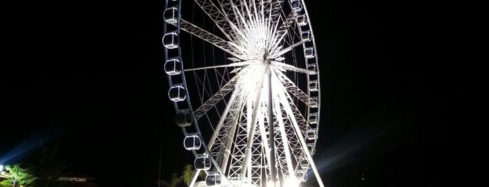 Asiatique Sky is one of Jaqueline's Saved Places.