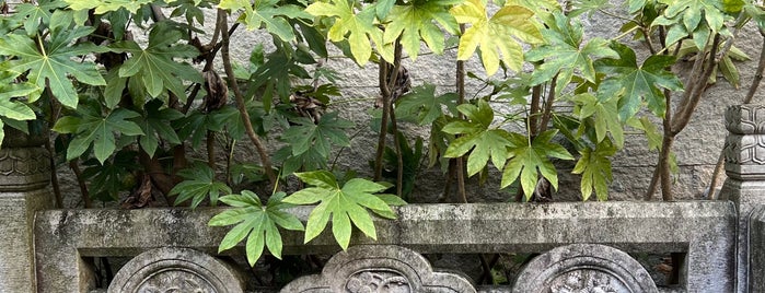 净慈寺 Jingci Temple is one of 三生石上旧精魂.