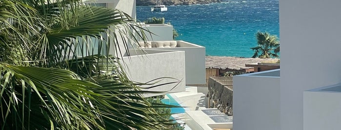 Mykonos Dove Beach Hotel is one of Greece 🇬🇷.