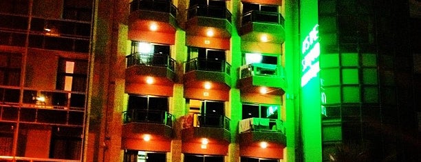115 The Strand Hotel by NEU Collective is one of Posti che sono piaciuti a Lola 👯.