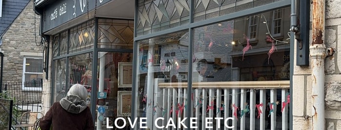 Love Cake etc is one of Swanage.