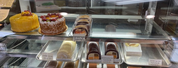 Jim's Bakery 金獅餅家 is one of Posti salvati di Dat.