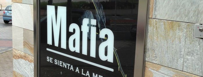 La Mafia se sienta a la Mesa is one of Locais curtidos por Lucas.