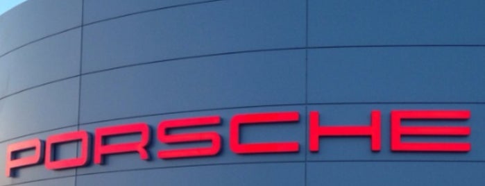 Porsche Center Kyiv Airport is one of Lieux qui ont plu à Инна.
