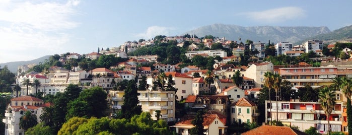 Herceg Novi is one of Orte, die Яна gefallen.