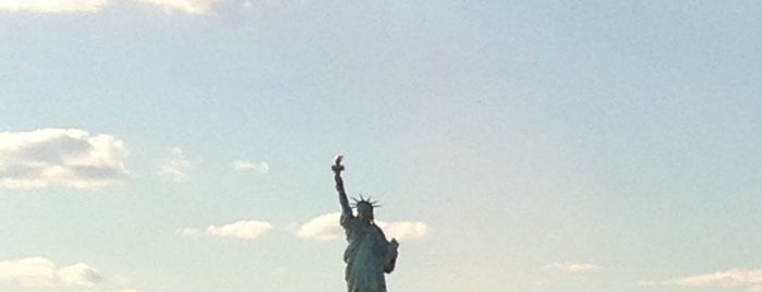 Estatua de la Libertad is one of America's Architecture.