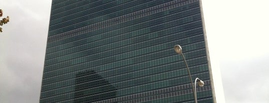 United Nations Secretariat Building is one of America's Architecture.