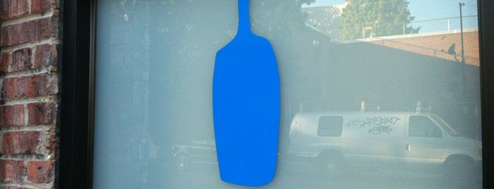 Blue Bottle Coffee is one of Favorite Cafés.