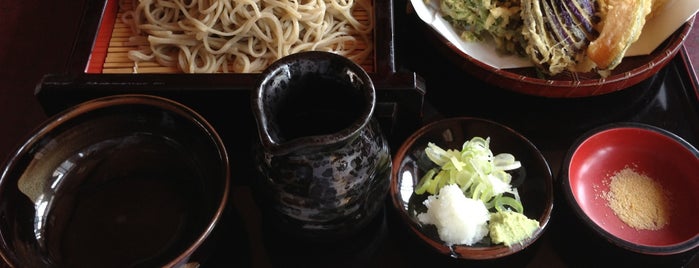 梅島 藪重 is one of 蕎麦（木鉢會加盟店）.