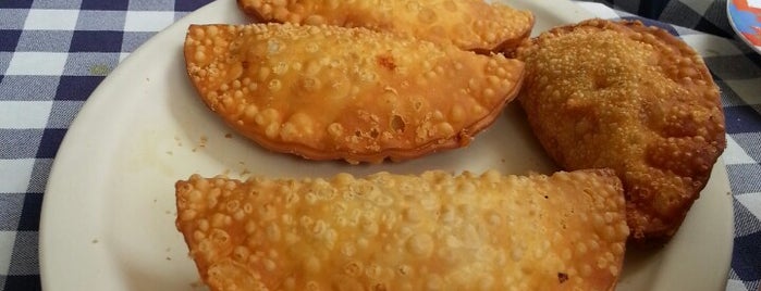 Mardel: Empanadas argentinas is one of Para comer.