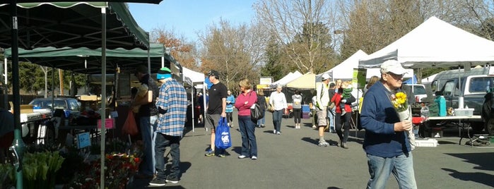 Danville Farmers' Market is one of Chrisさんのお気に入りスポット.