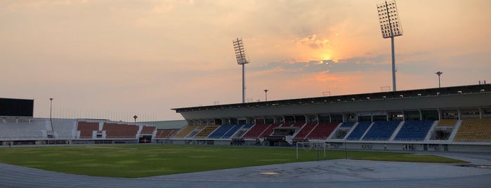 สนามกีฬากลางจังหวัดสุพรรณบุรี is one of 2011 Thai Division 1 League.