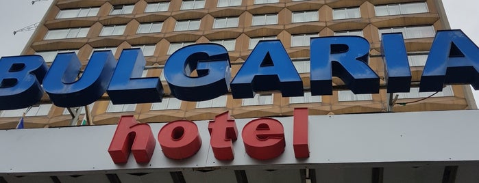 Hotel Bulgaria is one of Orte, die Anastasiya gefallen.