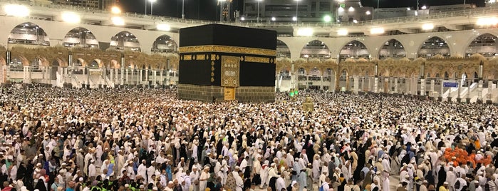 Al-Masjid al-Haram is one of Posti che sono piaciuti a Özlem.