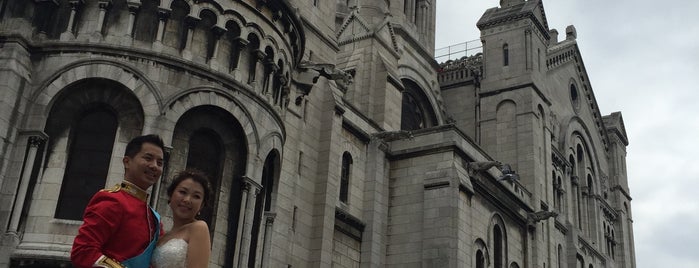 Церковь Сен-Пьер-де-Монмартр is one of Paris Religiosa.