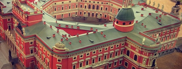 St. Michael's (Engineers') Castle is one of RUS Saint Petersburg.