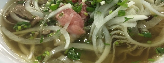 Pho Chef is one of Gilbertoさんのお気に入りスポット.