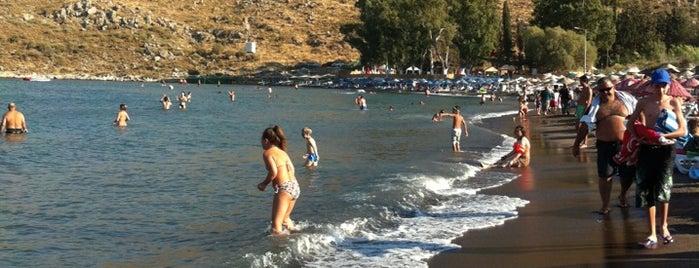 Parıltı Beach is one of Hurisel'in Kaydettiği Mekanlar.