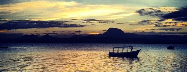 Ilha das Caieiras is one of Pontos turísticos - Grande Vitória.