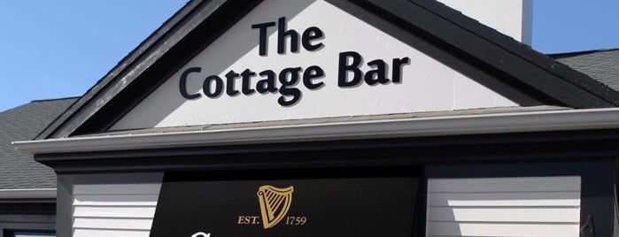 The Cottage Bar & Restaurant is one of Tempat yang Disukai Zoe.