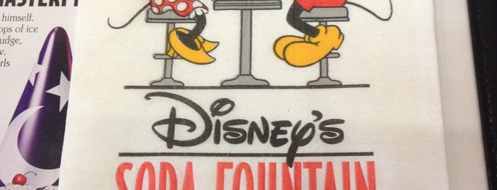 Disney's Soda Fountain & Studio Store is one of hollywwwwwwwwwwwwwod.