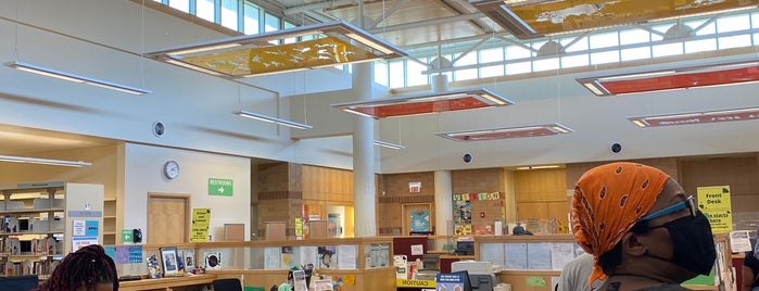 Chicago Public Library is one of Posti che sono piaciuti a Bryce.