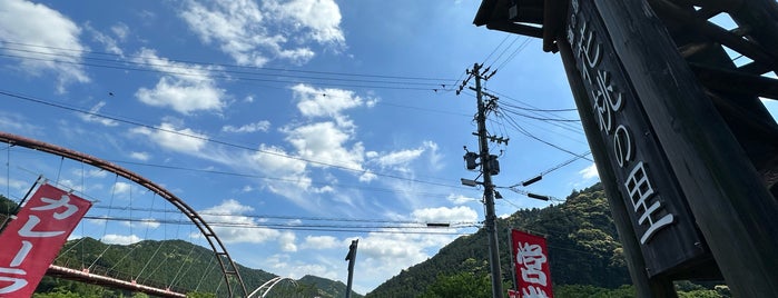 道の駅 天竜相津花桃の里 is one of 道の駅.