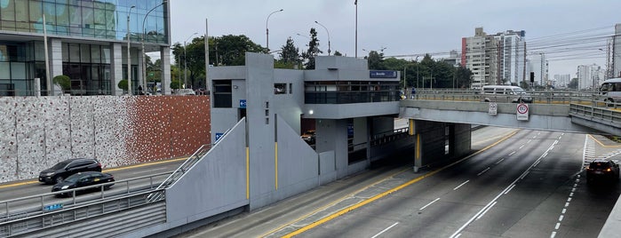 Estación Benavides - Metropolitano is one of Lima, Cuzco, y Machu Picchu.