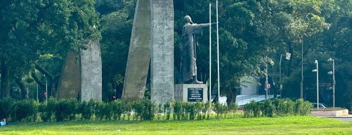Monumento Pedro Álvares Cabral is one of lugares pra ir em sp.