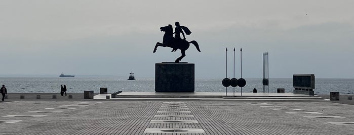 Άγαλμα Μεγάλου Αλεξάνδρου is one of Selanik-Halkidiki-Kavala.