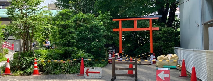 成子天神社 is one of 東京の天満宮.