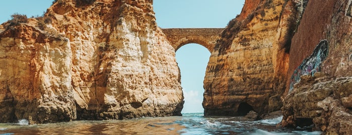 Praia do Estudante is one of Algarve.