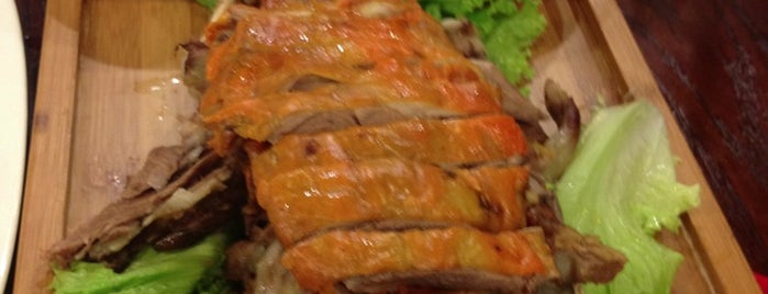 Yelixiali Xinjiang Restaurant is one of ローカルフード.