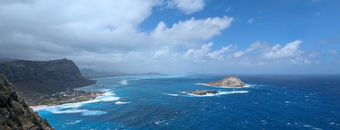 Makapu'u Point Lighthouse Trail is one of HNL.