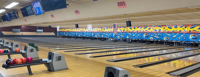 Hudson-Bayonne Lanes is one of Places I gotta go to (wish list).