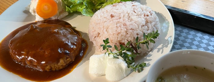 森林植物園 Cafe Le pic ルピック is one of food.