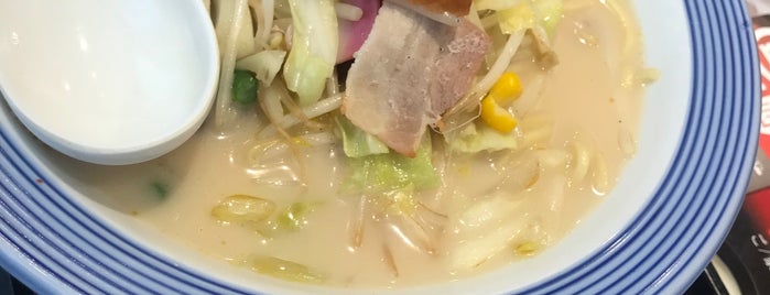 Ringer Hut is one of My favorites for ラーメン / 麺類店.