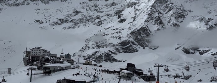 Plan Maison (Cervinia) is one of Ski.