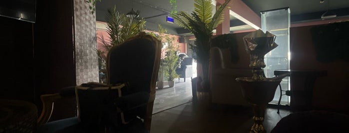 Tinat Cafe is one of Shisha Lounges Riyadh.