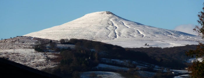 Sugar Loaf Mountain is one of TipsMade.