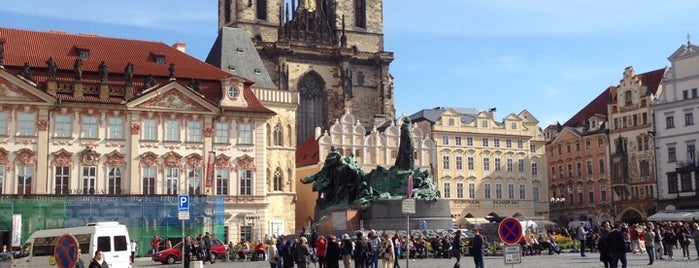 Plaza de la Ciudad Vieja is one of Praha | Prague.