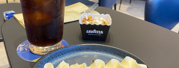 Lavazza Café is one of London ||.
