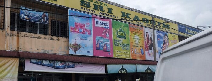 Pasaraya Sri Kassim is one of jalan2 kuala selangor.